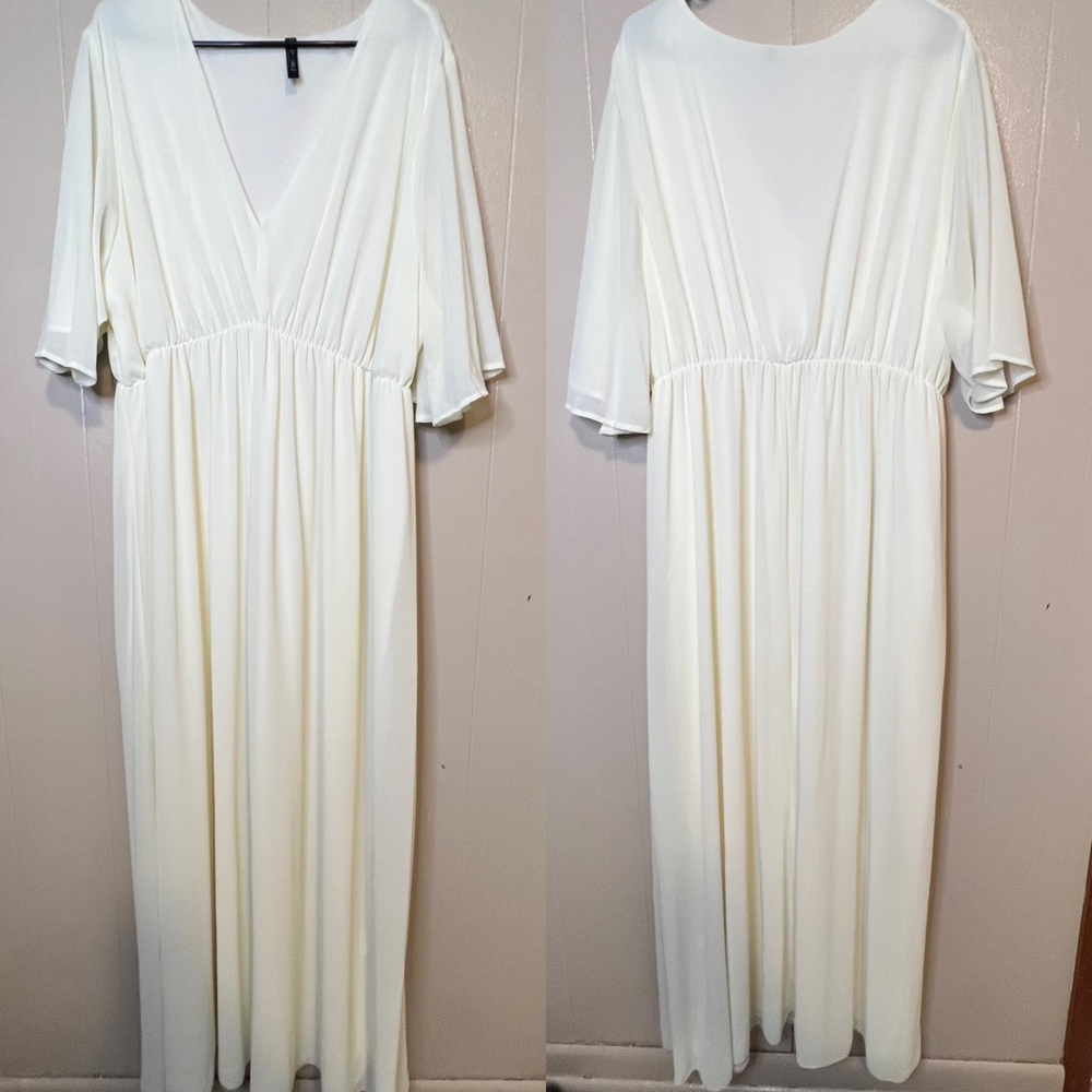 Glitzy Girl cream maxi dress NWOT never worn.  Size is 5xl but fits like a 3x.